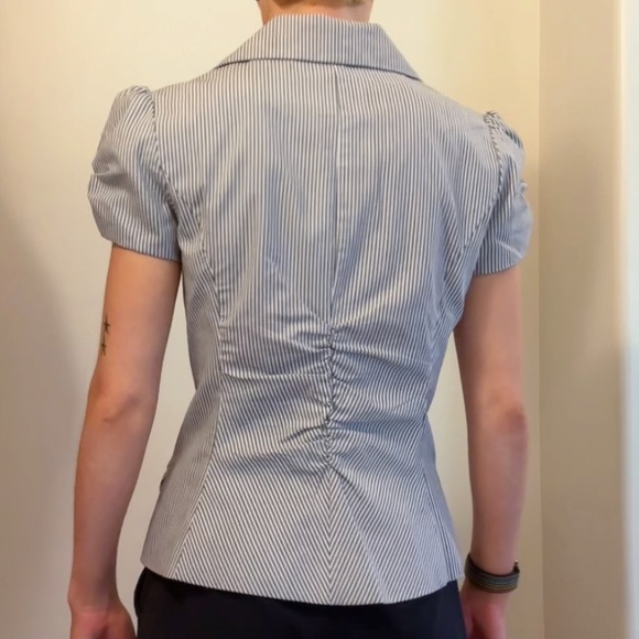 vintage women’s button up size M (fits like S) - Picture 5 of 5